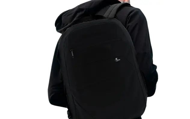 04._Mochilas-removebg-preview.webp